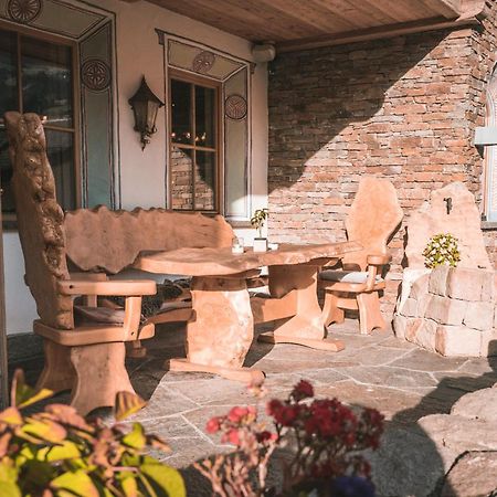 Dorfhotel Beludei Santa Cristina Val Gardena Exteriör bild
