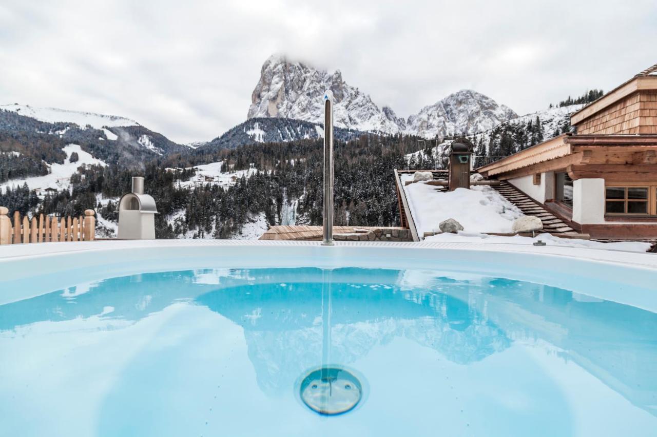 Dorfhotel Beludei Santa Cristina Val Gardena Exteriör bild