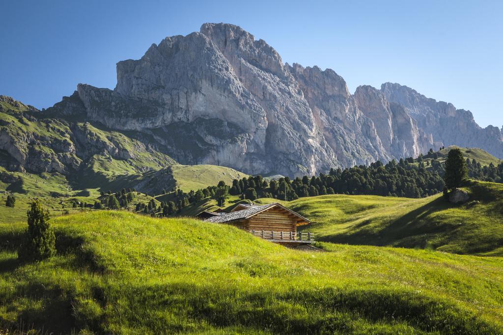 Dorfhotel Beludei Santa Cristina Val Gardena Exteriör bild